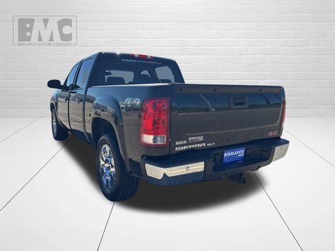 Used 2010 GMC Sierra 1500 SLT w/ SLT Convenience Package AWD/4WD image 4