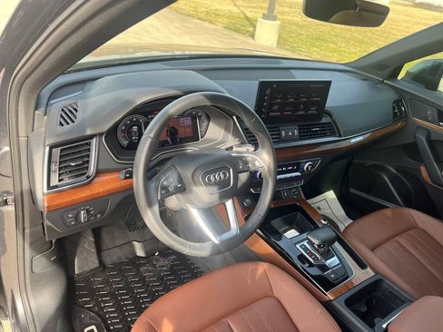 Used 2022 Audi Q5 2.0T Premium Plus w/ Premium Plus Package image 17