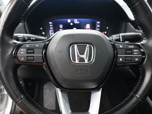 Used 2023 Honda Accord Touring image 17