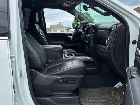 Used 2020 Chevrolet Silverado 2500 LTZ w/ LTZ Premium Package RWD image 18