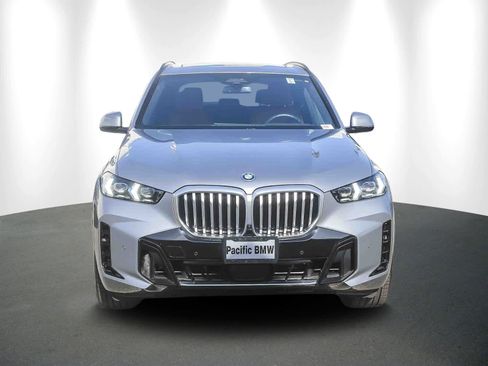 Used 2025 BMW X5 xDrive50e w/ Executive Package image 2