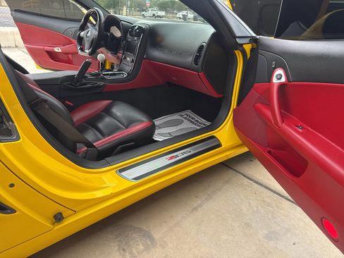 Used 2009 Chevrolet Corvette Z06 RWD image 24