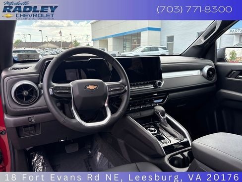 Used 2024 Chevrolet Colorado LT w/ LT Convenience Package III image 15