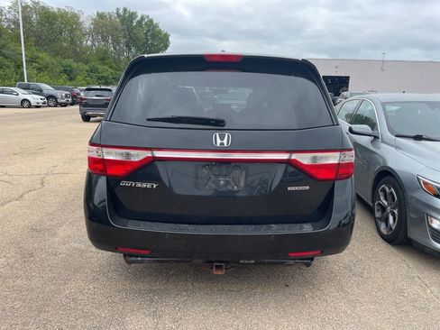 Used 2013 Honda Odyssey Touring Elite image 3