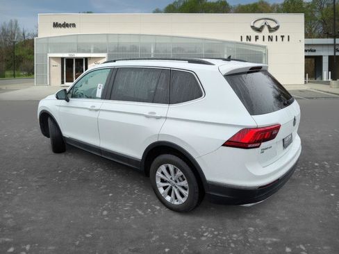 Used 2018 Volkswagen Tiguan SE image 5