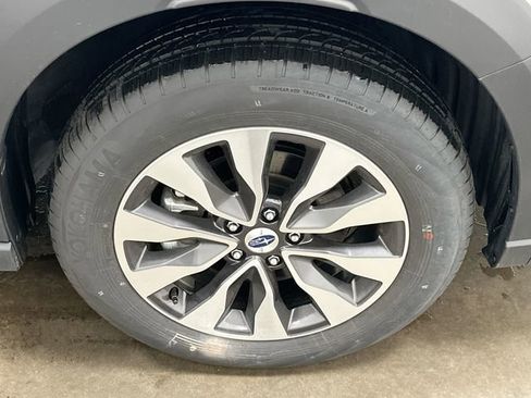 Used 2025 Subaru Outback Touring XT AWD/4WD image 5