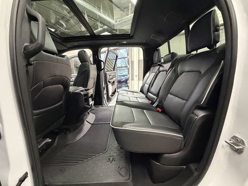 Used 2025 RAM 1500 Laramie w/ Night Edition image 62