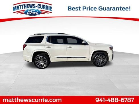 Used 2023 GMC Acadia Denali w/ Denali Ultimate Package image 3