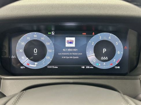 Used 2026 Land Rover Range Rover Velar S image 19