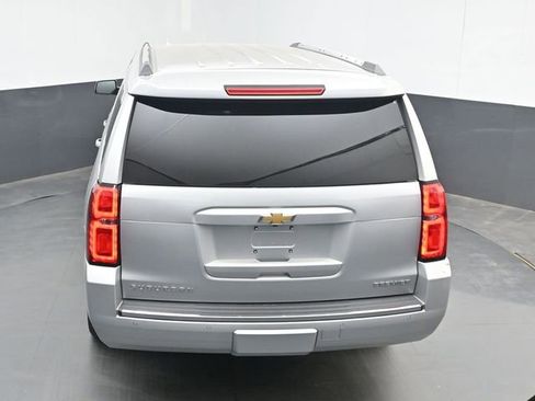 Used 2020 Chevrolet Suburban Premier AWD/4WD image 43