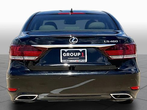 Used 2017 Lexus LS 460 w/ Comfort Package RWD image 5