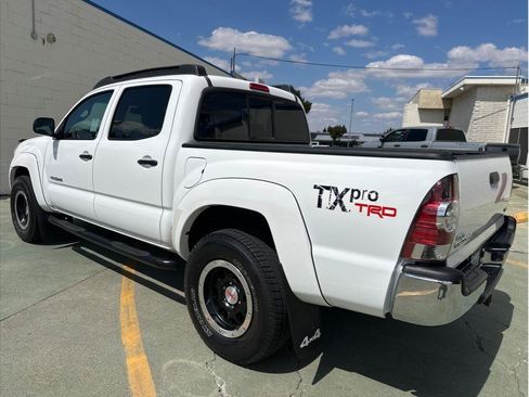 Used 2011 Toyota Tacoma 4x4 Double Cab w/ TRD Off-Road Pkg w/JBL Audio image 14
