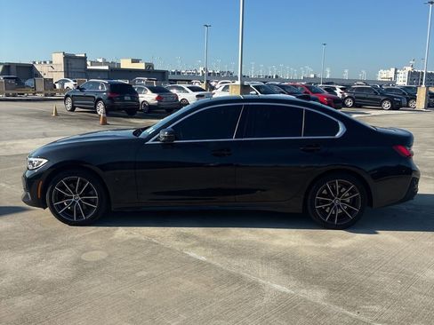 Used 2019 BMW 330i xDrive Sedan w/ Convenience Package image 4