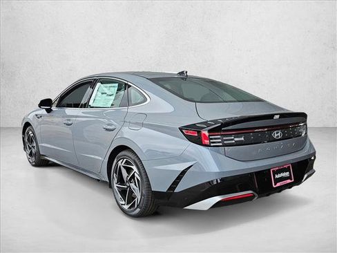 New 2026 Hyundai Sonata SEL FWD image 9
