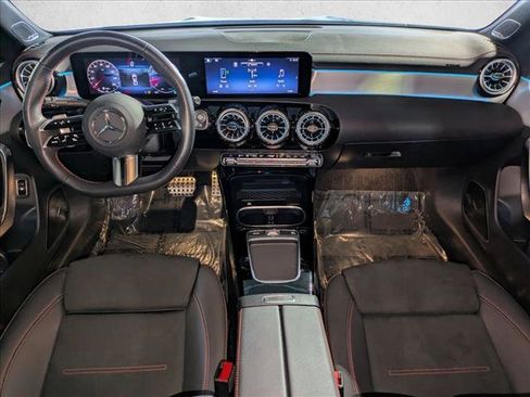 Certified 2025 Mercedes-Benz CLA 250 image 17