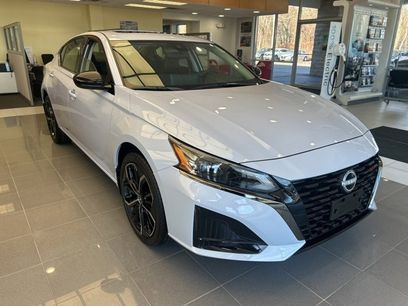 New 2025 Nissan Altima 2.5 SR w/ SR Premium Package