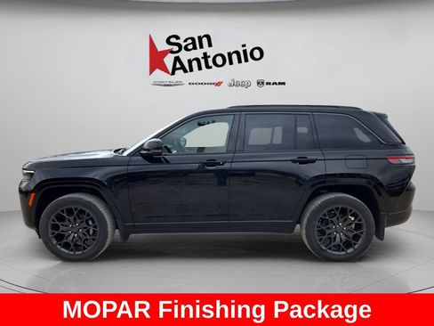 New 2026 Jeep Grand Cherokee Summit w/ Obsidian Package AWD/4WD image 5