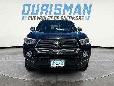 Used 2017 Toyota Tacoma Limited w/ Tow Package AWD/4WD image 8