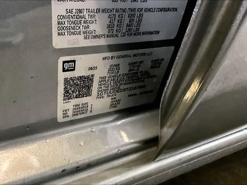 Certified 2026 GMC Sierra 1500 SLT AWD/4WD image 31