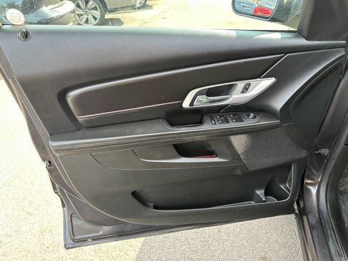 Used 2016 GMC Terrain SLE image 12