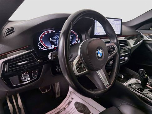 Used 2023 BMW 530i w/ M Sport Package RWD image 9