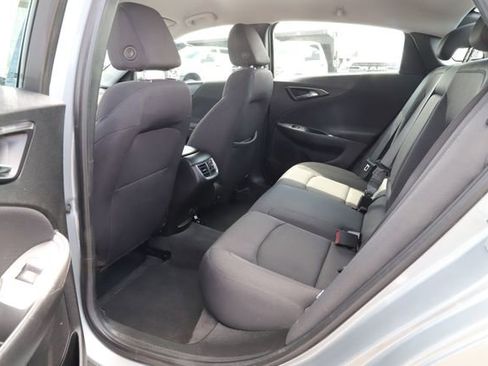 Used 2024 Chevrolet Malibu LT FWD image 17