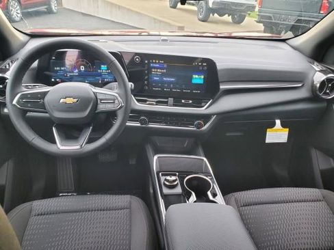 New 2026 Chevrolet Equinox LT image 9