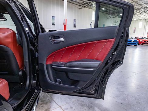 Used 2020 Dodge Charger Scat Pack RWD image 33