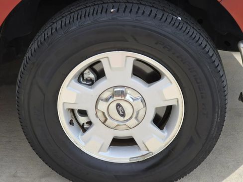 Used 2014 Ford F150 XLT RWD image 24
