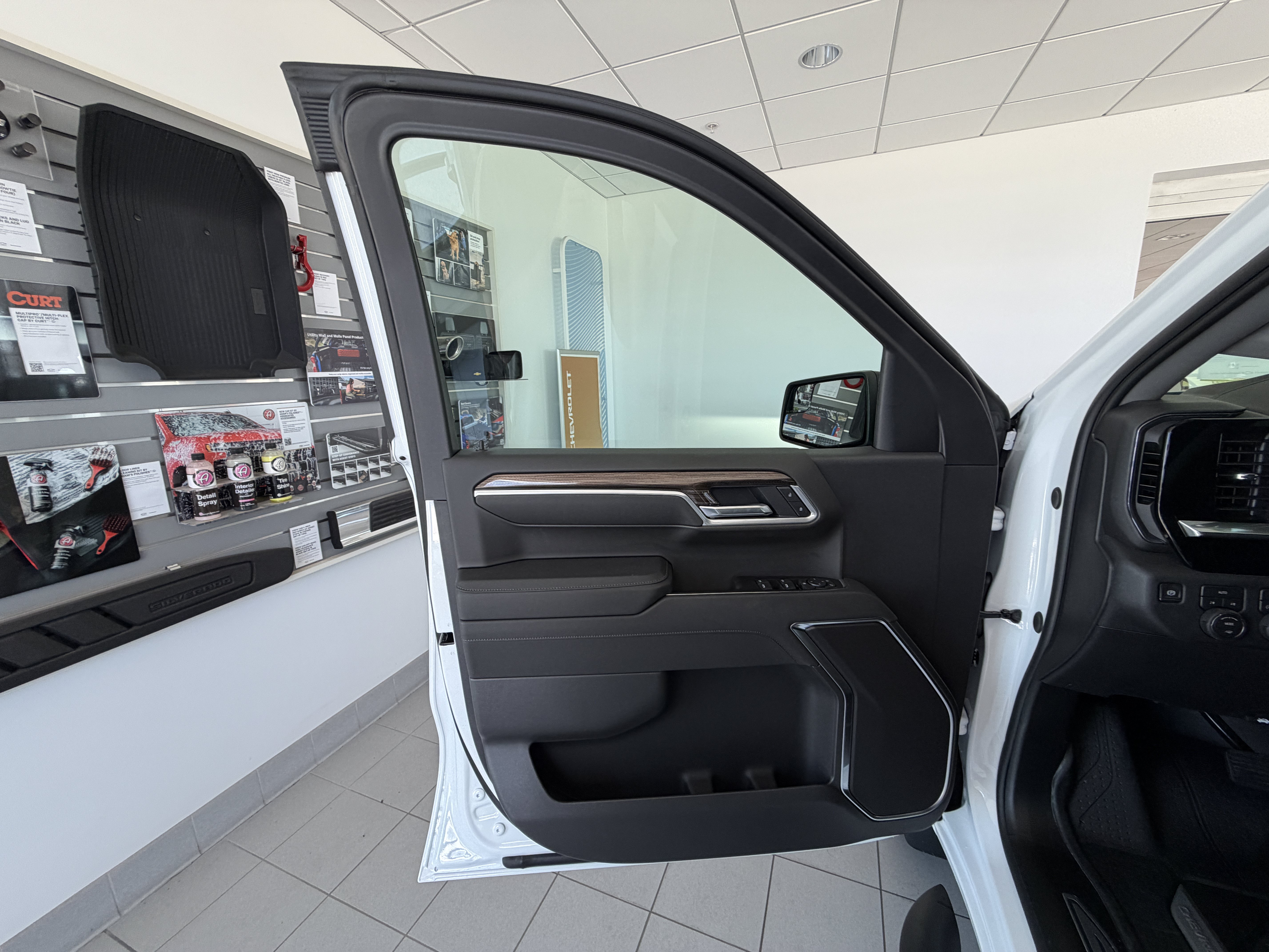 New 2026 Chevrolet Silverado 1500 RST w/ RST Select Package AWD/4WD image 10