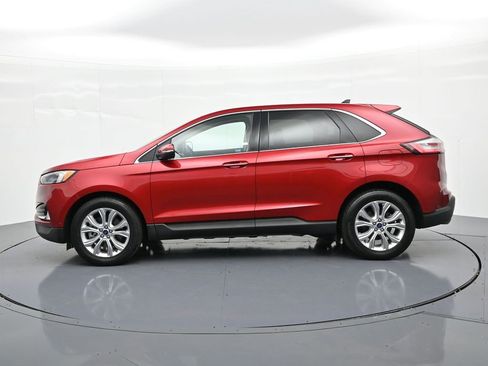 Used 2020 Ford Edge Titanium w/ Equipment Group 301A AWD/4WD image 9