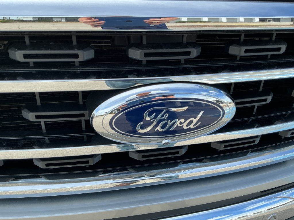 Certified 2022 Ford F150 XLT w/ Equipment Group 302A High AWD/4WD image 11
