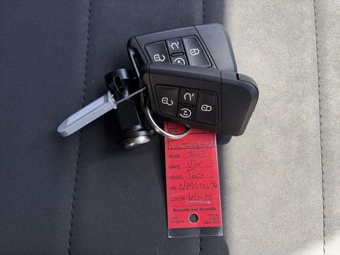 Used 2022 Volkswagen Taos SE AWD/4WD image 31