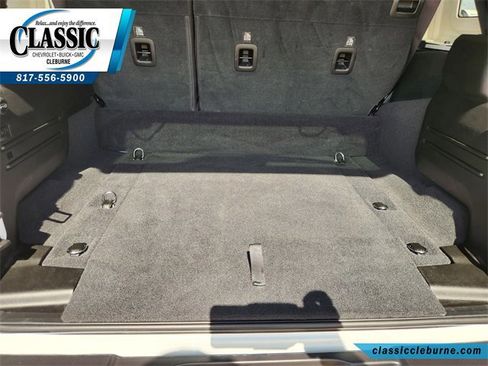 Used 2025 Jeep Wrangler Sahara image 30