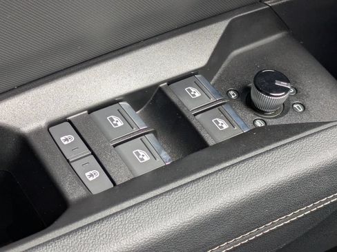 Used 2023 Audi Q4 e-tron Premium Plus w/ Premium Plus AWD/4WD image 30