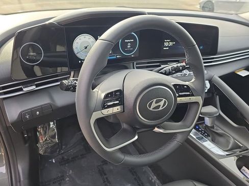 New 2026 Hyundai Elantra Limited FWD image 24