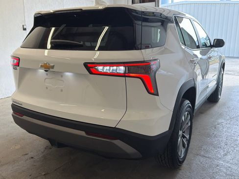 Used 2025 Chevrolet Equinox LT FWD image 5