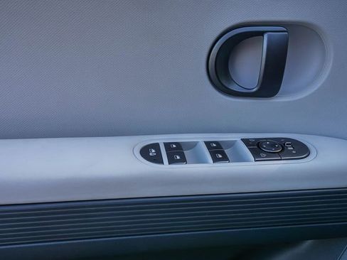 Certified 2026 Hyundai Ioniq 5 SEL RWD image 23