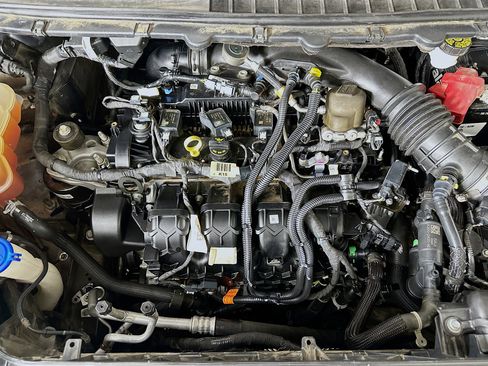 Used 2019 Ford Edge SEL image 31