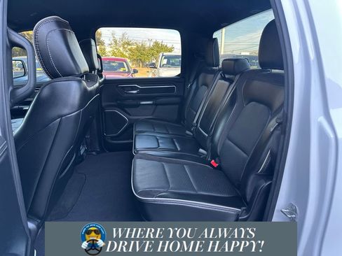 Used 2024 RAM 1500 Laramie image 24