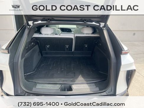 Used 2024 Cadillac Lyriq Sport image 10