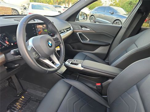 Certified 2025 BMW X1 xDrive28i w/ Convenience Package image 17