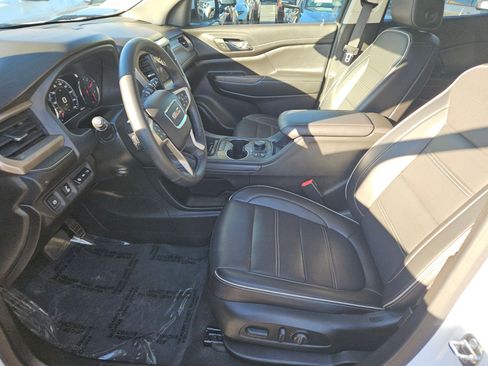 Used 2023 GMC Acadia Denali w/ Denali Ultimate Package image 16