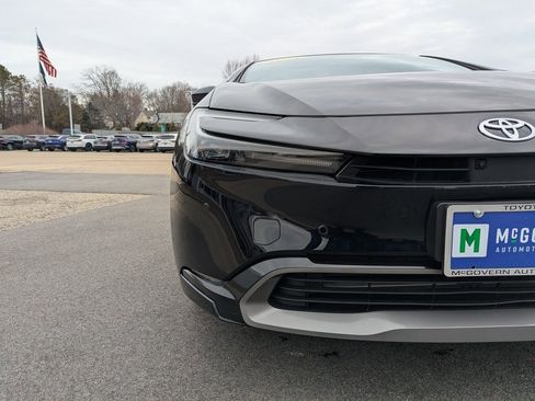 Used 2024 Toyota Prius Limited image 10