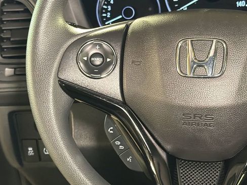 Used 2020 Honda HR-V LX image 19