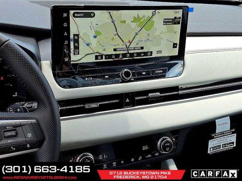 New 2025 Mitsubishi Outlander SE image 12