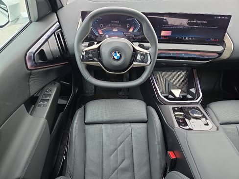Used 2025 BMW X3 xDrive30i w/ Premium Package image 10