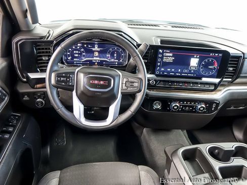 Used 2024 GMC Sierra 1500 Elevation AWD/4WD image 13