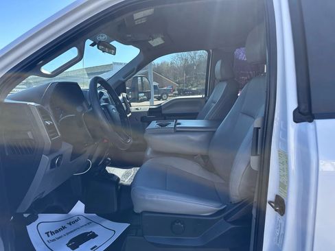 Used 2017 Ford F350 XL w/ Power Equipment Group image 5