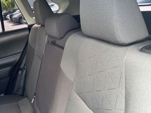 Used 2022 Toyota RAV4 XLE w/ Convenience Package image 9